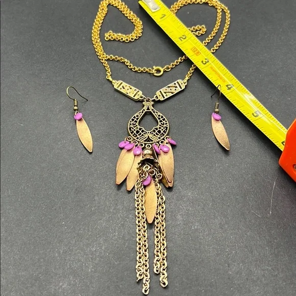 Vintage dangling charm tassel necklace, earrings - Picture 2 of 6